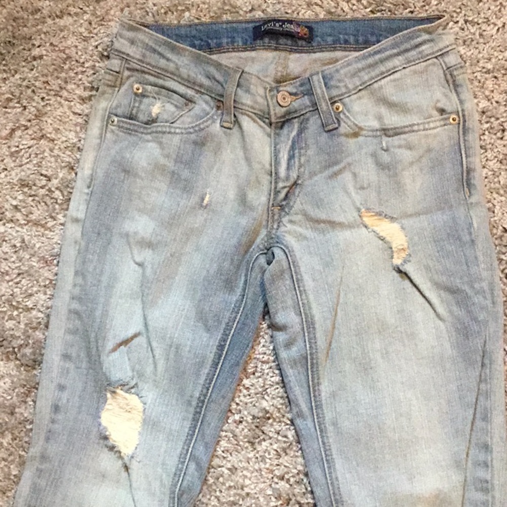 Levi Jeans - Picture 2 of 3